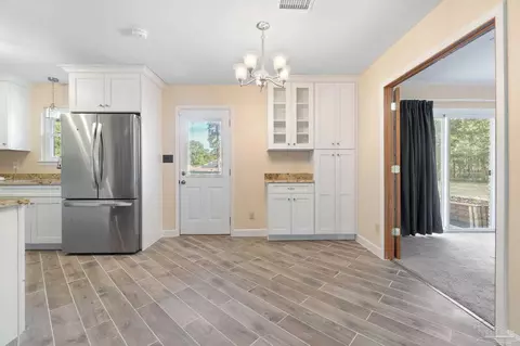 6252 Glendale Dr, Milton, FL 32570 photo 10
