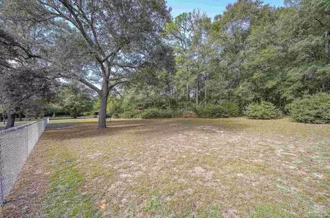 5772 Windham Rd, Milton, FL 32570 photo 3