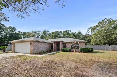 4235 Regency Dr, Pace, FL 32571 photo 2