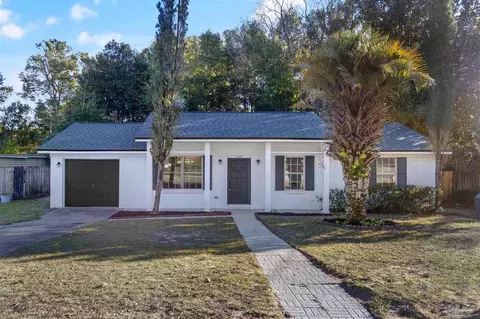 7165 Moore Ave, Pensacola, FL 32526