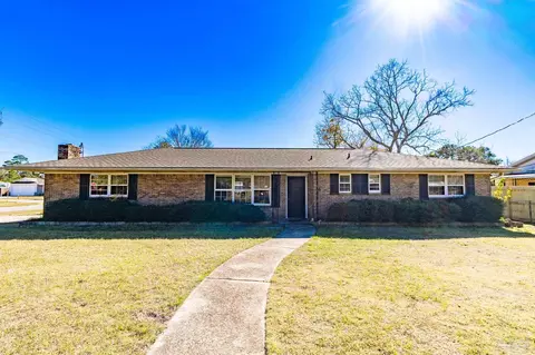 8905 Jupiter Dr, Pensacola, FL 32507
