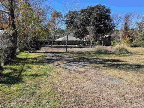 2503 Redoubt Ave, Pensacola, FL 32507