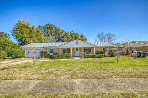 8210 Strasburg Rd, Pensacola, FL 32514