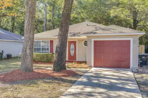 1007 Simpson St, Pensacola, FL 32526