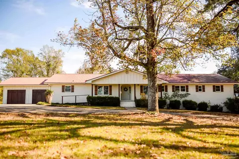 1323 Florida Hwy, Atmore, AL 36502