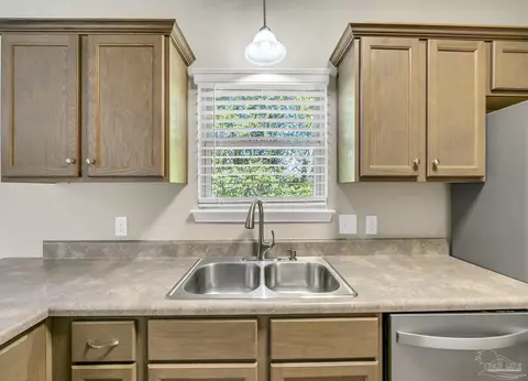 Kitchen - 151 Mintz Ln, Cantonment, FL 32533 photo 9 of 13