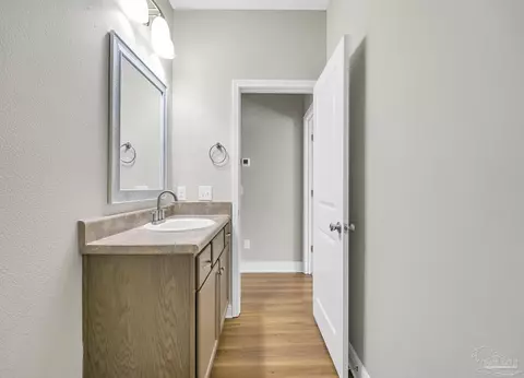 Bath - 151 Mintz Ln, Cantonment, FL 32533 photo 6 of 7