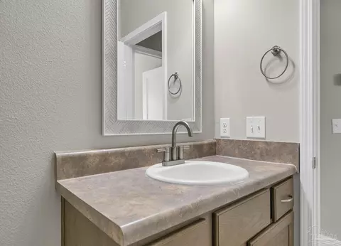 Bath - 151 Mintz Ln, Cantonment, FL 32533 photo 5 of 7