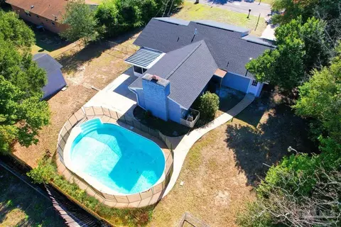 2088 Colony Rd, Pensacola, FL 32526