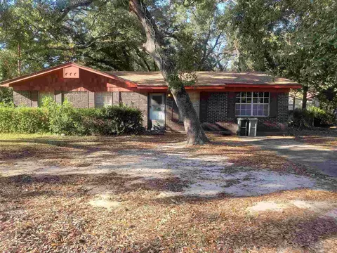 4940 La Ceiba Dr, Pensacola, FL 32526