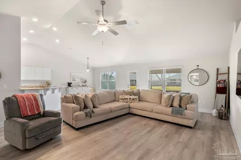 6112 Parsonage Cir, Milton, FL 32570 photo 9