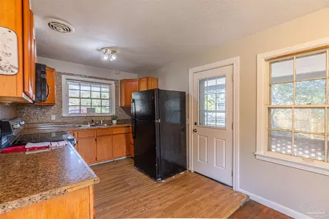 6577 Outer Dr, Milton, FL 32570 photo 10