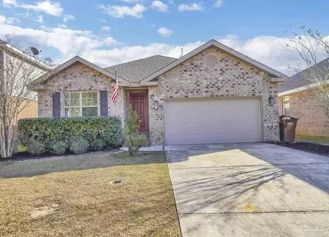 Exterior - 4725 Integrity Ct, Milton, FL 32570 photo 2 of 4