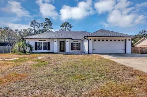 1869 Bay Oaks Cir, Milton, FL 32583
