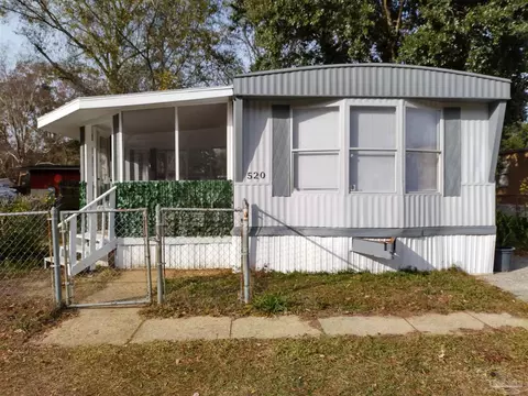 520 Mapleleaf Cir, Pensacola, FL 32514