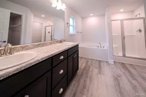 1730 Leigh Loop #18D, Cantonment, FL 32533 photo 3