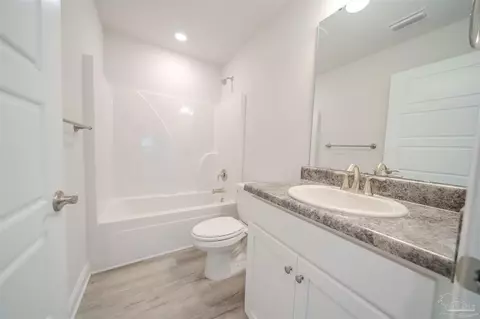 1734 Leigh Loop #19D, Cantonment, FL 32533 photo 21