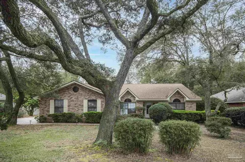 12201 Fritz Ct, Lillian, AL 36549