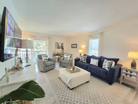 1625 Bulevar Mayor #G 8, Pensacola Beach, FL 32561