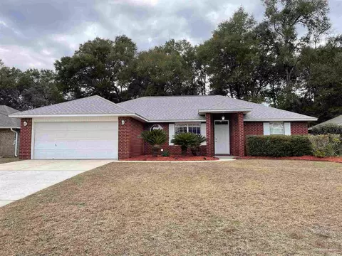 5943 Ashton Woods Cir, Milton, FL 32570