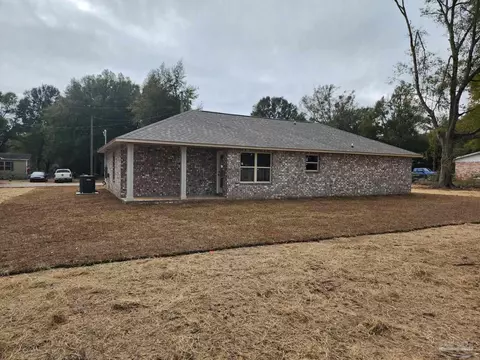 6526 Handy Dr, Milton, FL 32570 photo 2