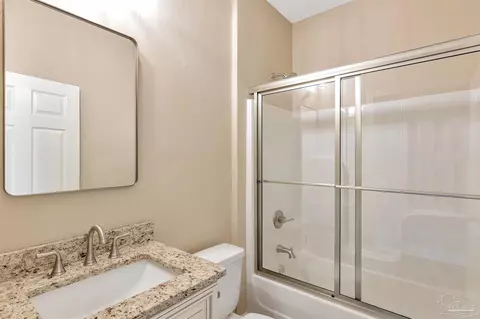 Bath - 2763 Garcon Point Rd, Milton, FL 32583 photo 3 of 3