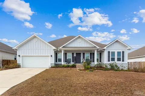 3922 Whitetail Ln, Pensacola, FL 32526