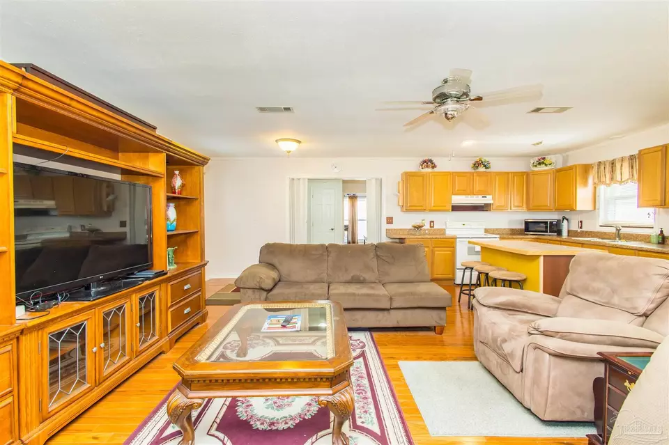  5053 Crestwood Rd, Pensacola, FL 32503 photo 13