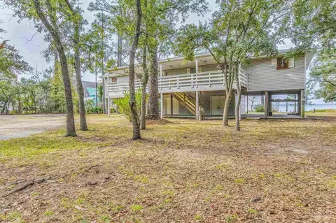 901 Dolphin Rd, Milton, FL 32583 photo 2