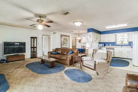 901 Dolphin Rd, Milton, FL 32583 photo 9