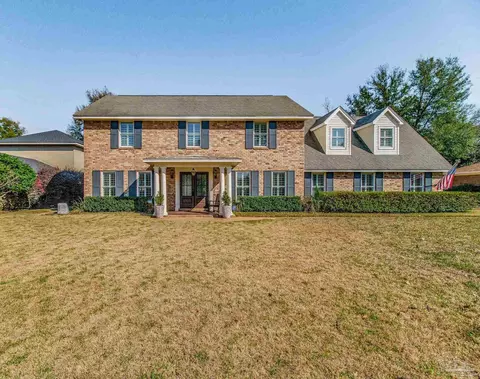 2450 Semoran Dr, Pensacola, FL 32503