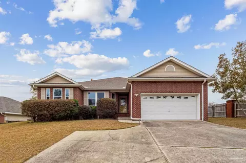 10241 Crest Ridge Dr, Pensacola, FL 32514