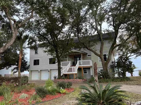 3729 Mackey Cove Dr, Pensacola, FL 32514
