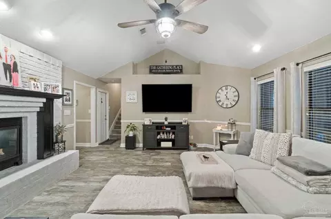 4384 Indiana Cir, Pace, FL 32571 photo 5