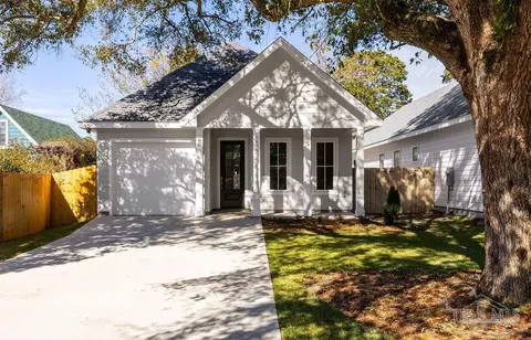 1606 E Hernandez St, Pensacola, FL 32503