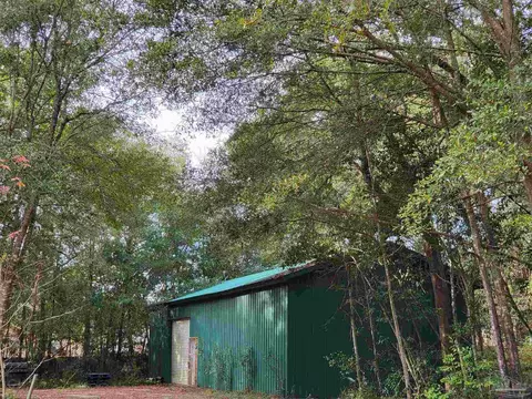 5859 Northrop Rd, Milton, FL 32570