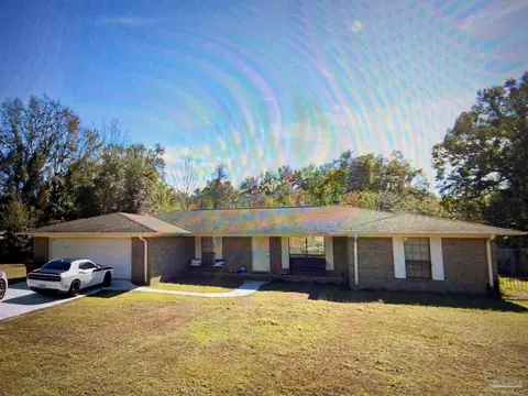 4285 Dana St, Pace, FL 32571