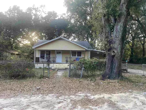 3813 N S St, Pensacola, FL 32505