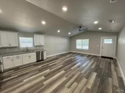 4423 Oak Ln, Milton, FL 32583 photo 6