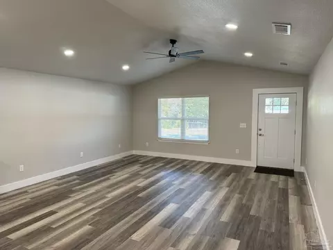 4423 Oak Ln, Milton, FL 32583 photo 8