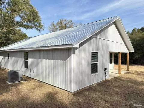4423 Oak Ln, Milton, FL 32583 photo 4