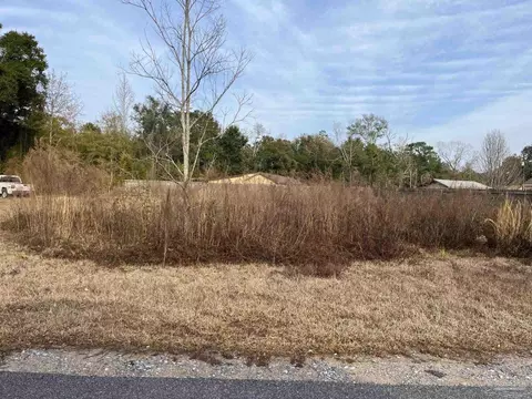 8334 Raleigh Cir, Pensacola, FL 32534