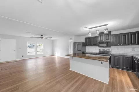 5985 Chardee Rd, Crestview, FL 32539 photo 6