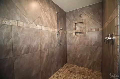 4909 Red Oak Dr, Milton, FL 32583 photo 20