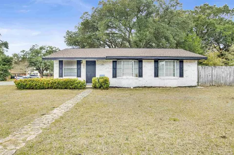3005 Bent Oak Rd, Pensacola, FL 32526