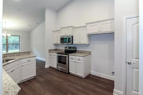 6499 Benelli Dr, Milton, FL 32570 photo 4