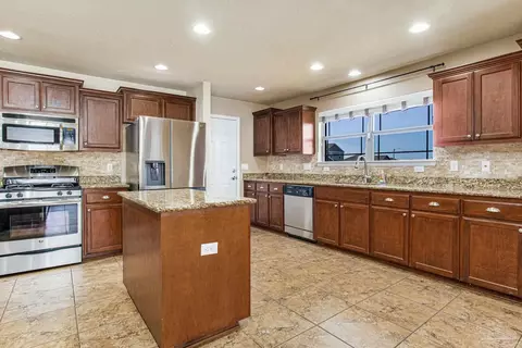 4818 Perspective Dr, Milton, FL 32570 photo 13