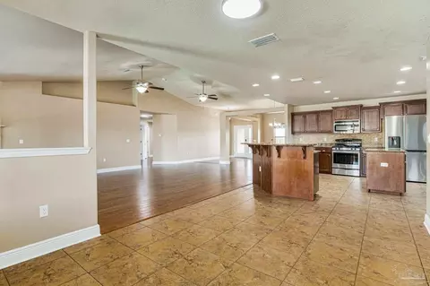 4818 Perspective Dr, Milton, FL 32570 photo 16