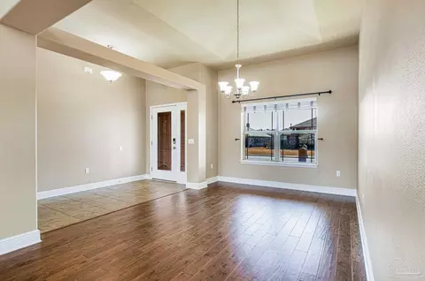 4818 Perspective Dr, Milton, FL 32570 photo 6