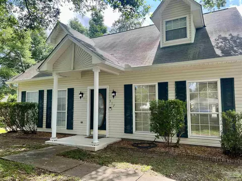 517 Pheasant Ct, Pensacola, FL 32514